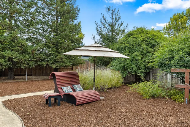 a view of porch with a patio