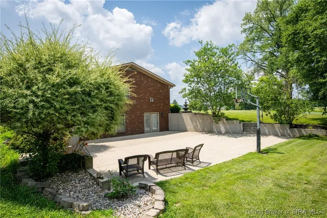 $549,900 | 8641 South 850 West, Nabb, IN 47147