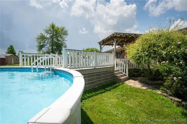 $549,900 | 8641 South 850 West, Nabb, IN 47147