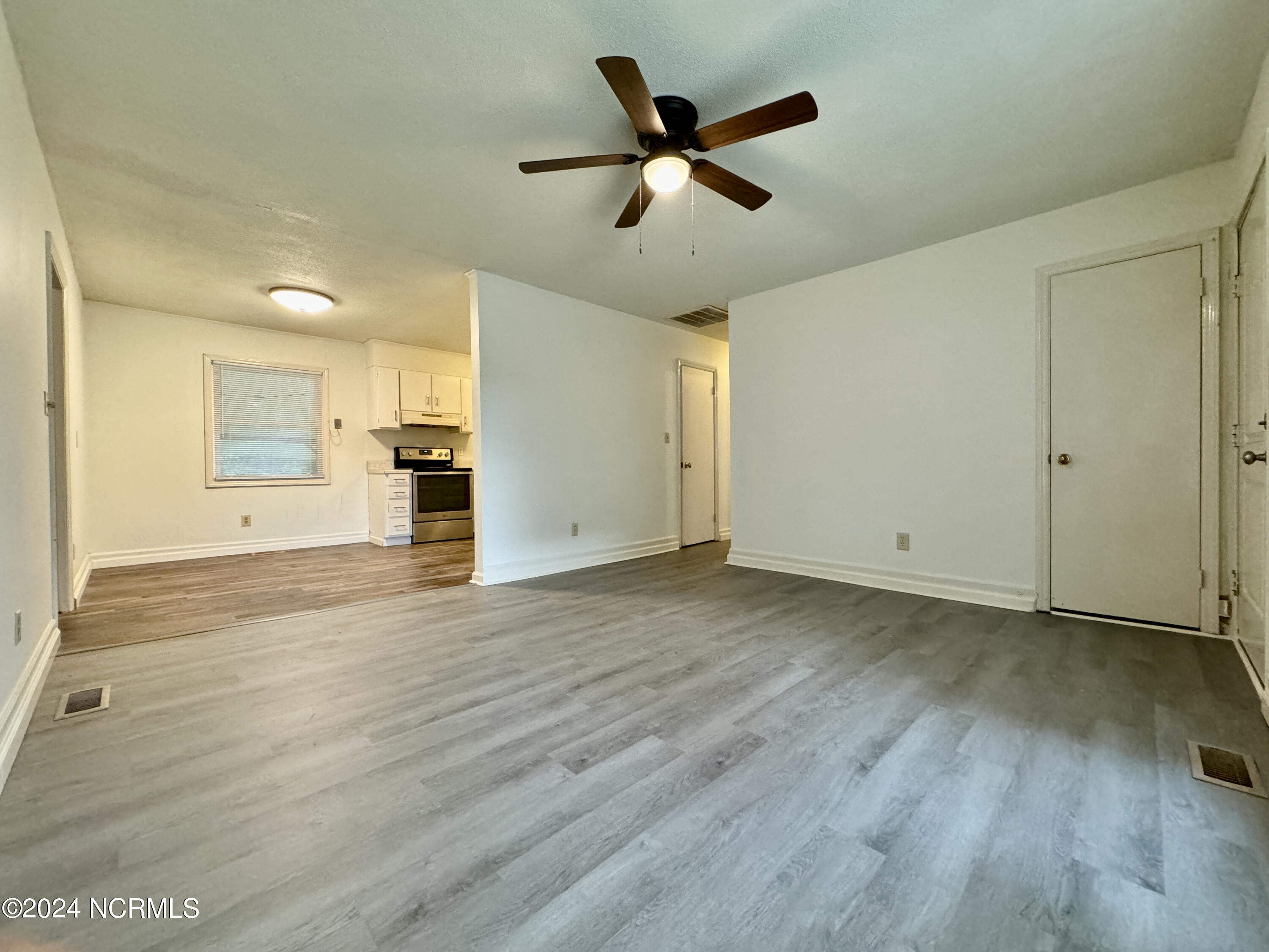 219 Stratford Road Havelock, NC 28532 - Photo 6 of 22