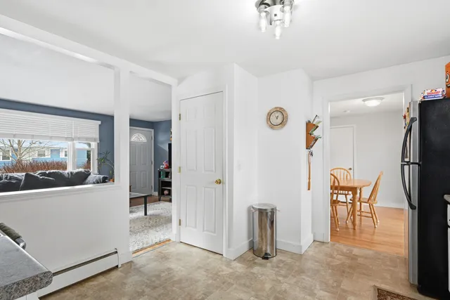 $275,000 | 8 Roberta Street, Farmingdale, ME 04344