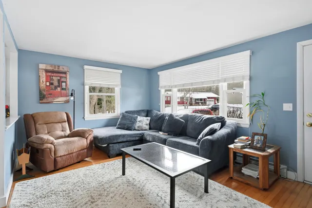 $275,000 | 8 Roberta Street, Farmingdale, ME 04344