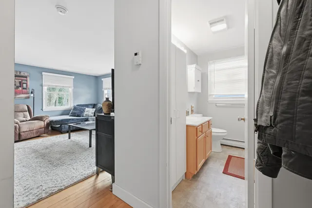 $275,000 | 8 Roberta Street, Farmingdale, ME 04344