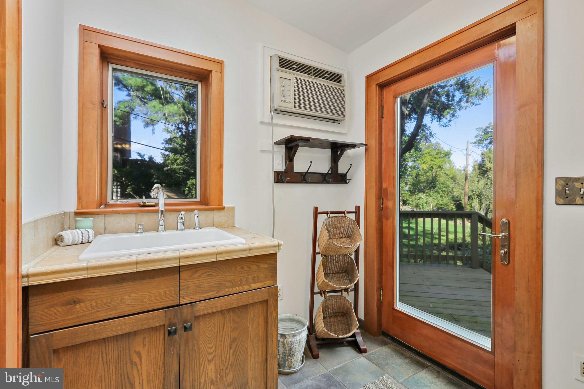 2408 Ken Oak Road Baltimore, MD 21209 - Photo 26 of 63