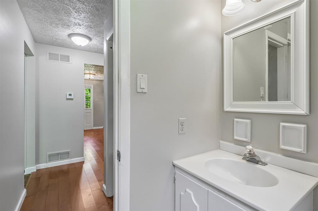 512 Hanover Kendall Road Hookstown, PA 15050 - Photo 32 of 36