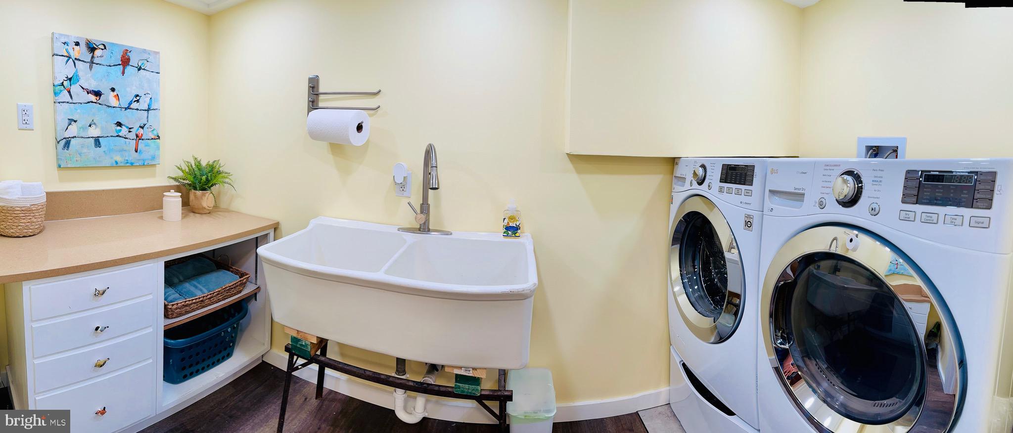 700 Pine Ridge Road Media, PA 19063 - Photo 42 of 50 a view of a workspace with furniture and wooden floor