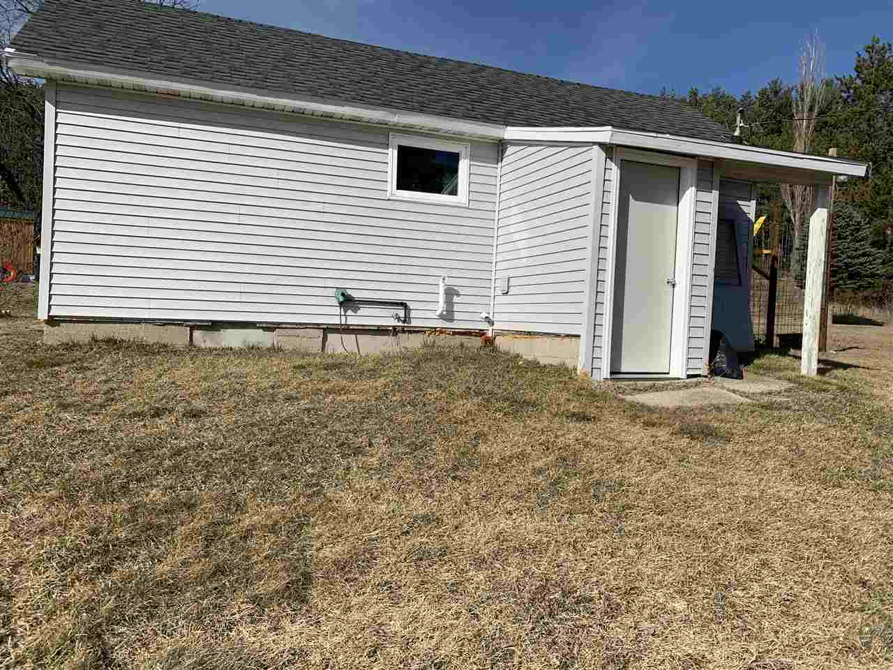 8040 East 12 Road Manton, MI 49663 - Photo 15 of 22 1885271-14.JPG