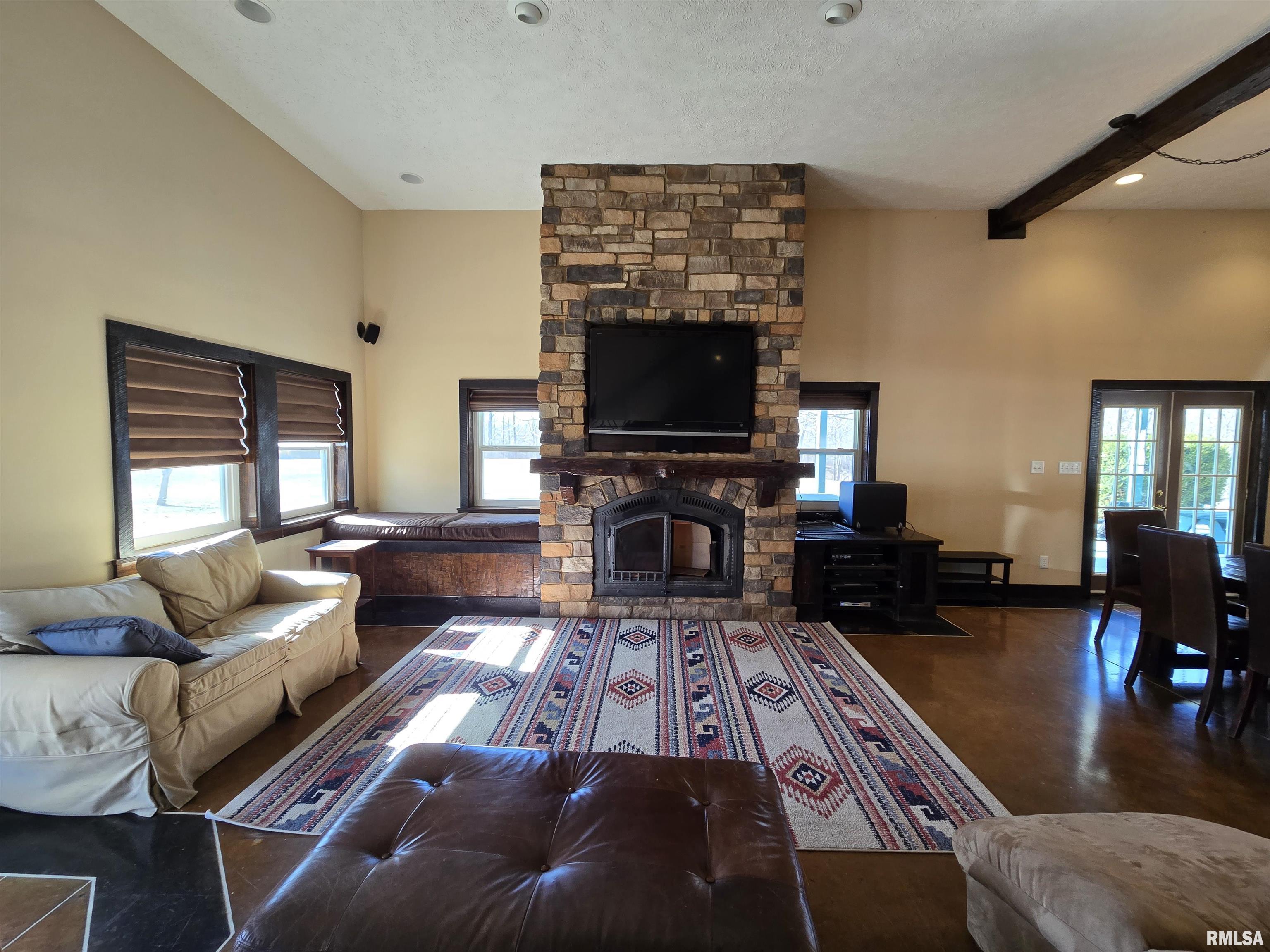 361 Cherokee Ridge Lane De Soto, IL 62924 - Photo 5 of 48