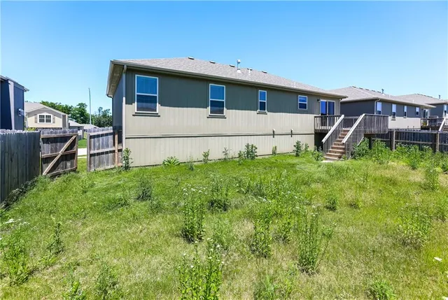 $2,405 | 1405 Northwest High View Drive, Grain Valley, MO 64029