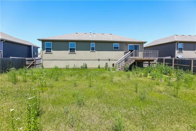 $2,405 | 1405 Northwest High View Drive, Grain Valley, MO 64029