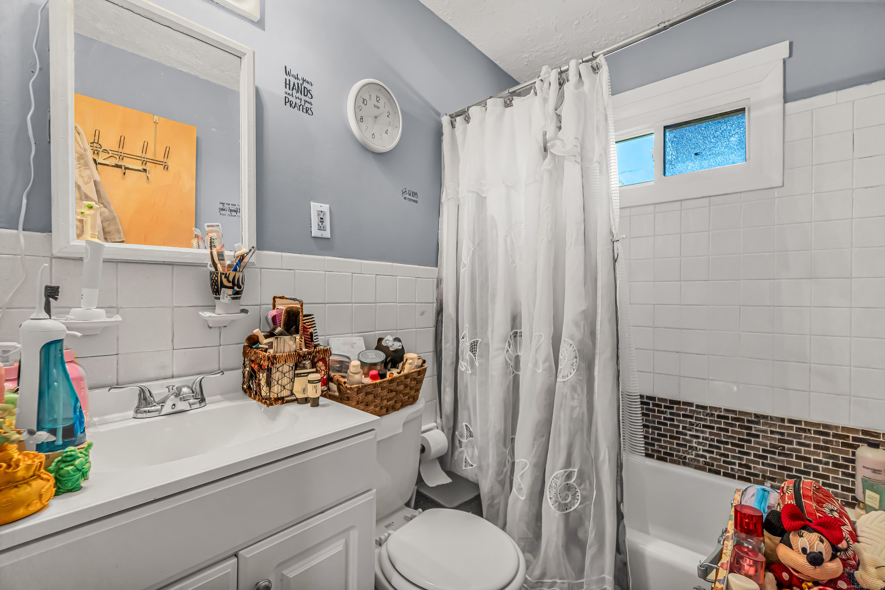 26 Karen Court, Unit A Bridgeport, CT 06606 - Photo 14 of 24