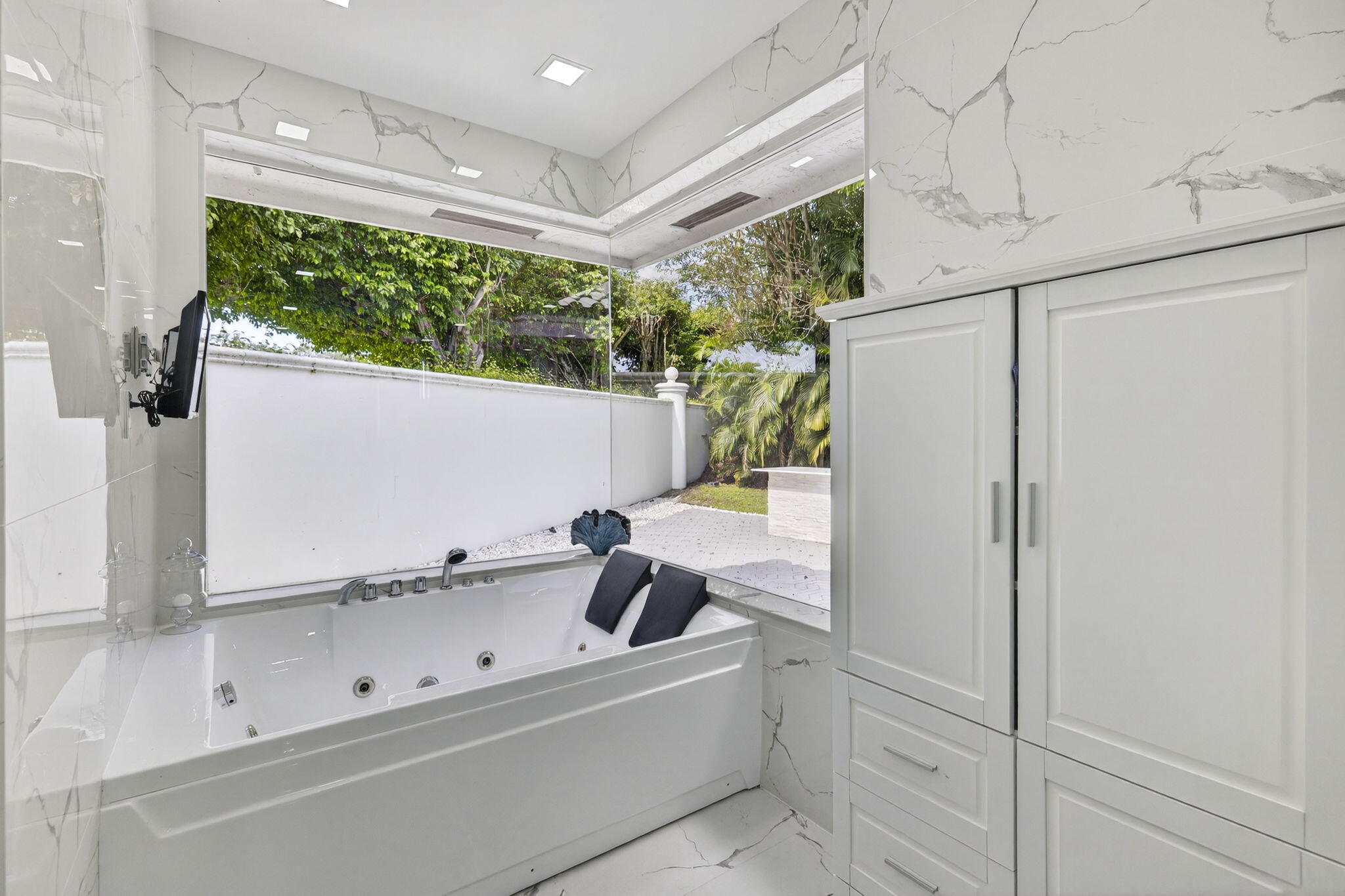 2673 Northwest 64th Boulevard Boca Raton, FL 33496 - Photo 30 of 64 34-web-or-mls-3W7A2236