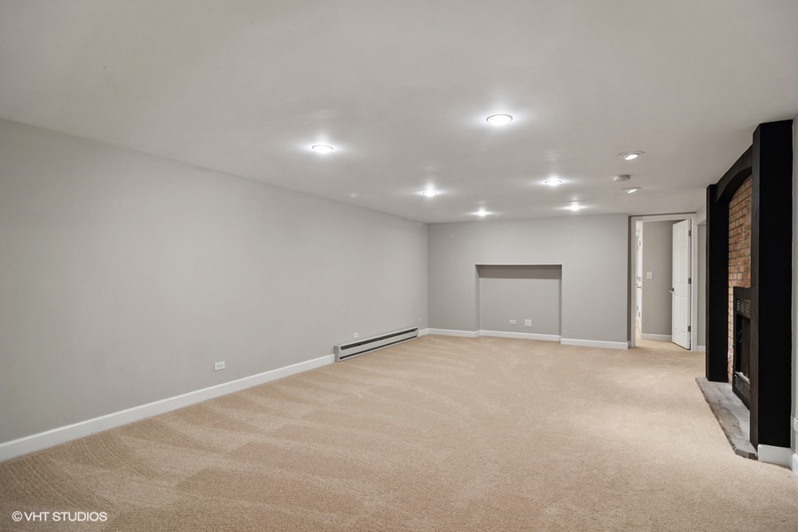 831 Ela Road Inverness, IL 60067 - Photo 21 of 25 a view of an empty room