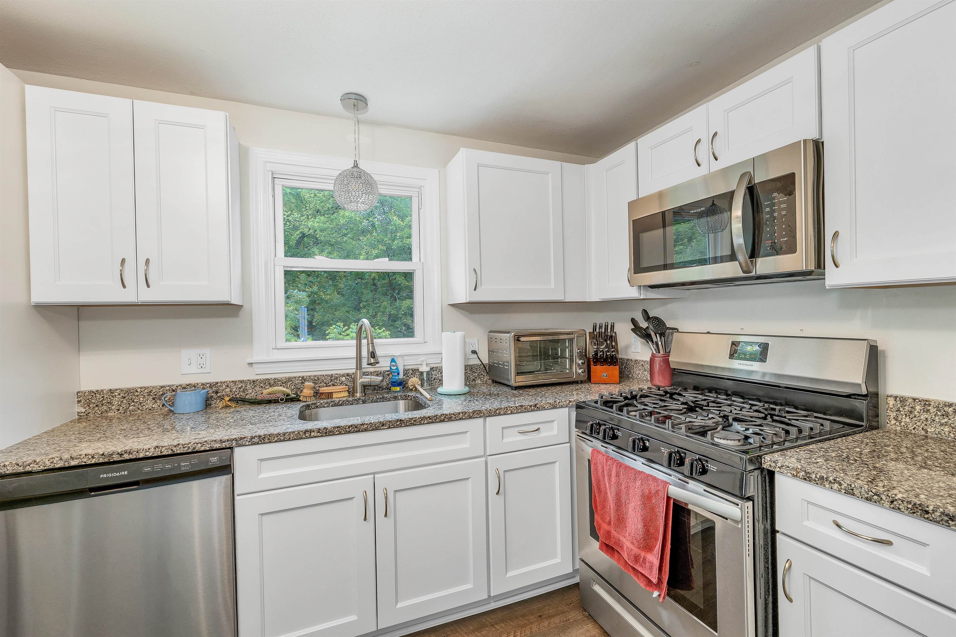 44 A Windham Road Hudson, NH 03051 - Photo 16 of 60