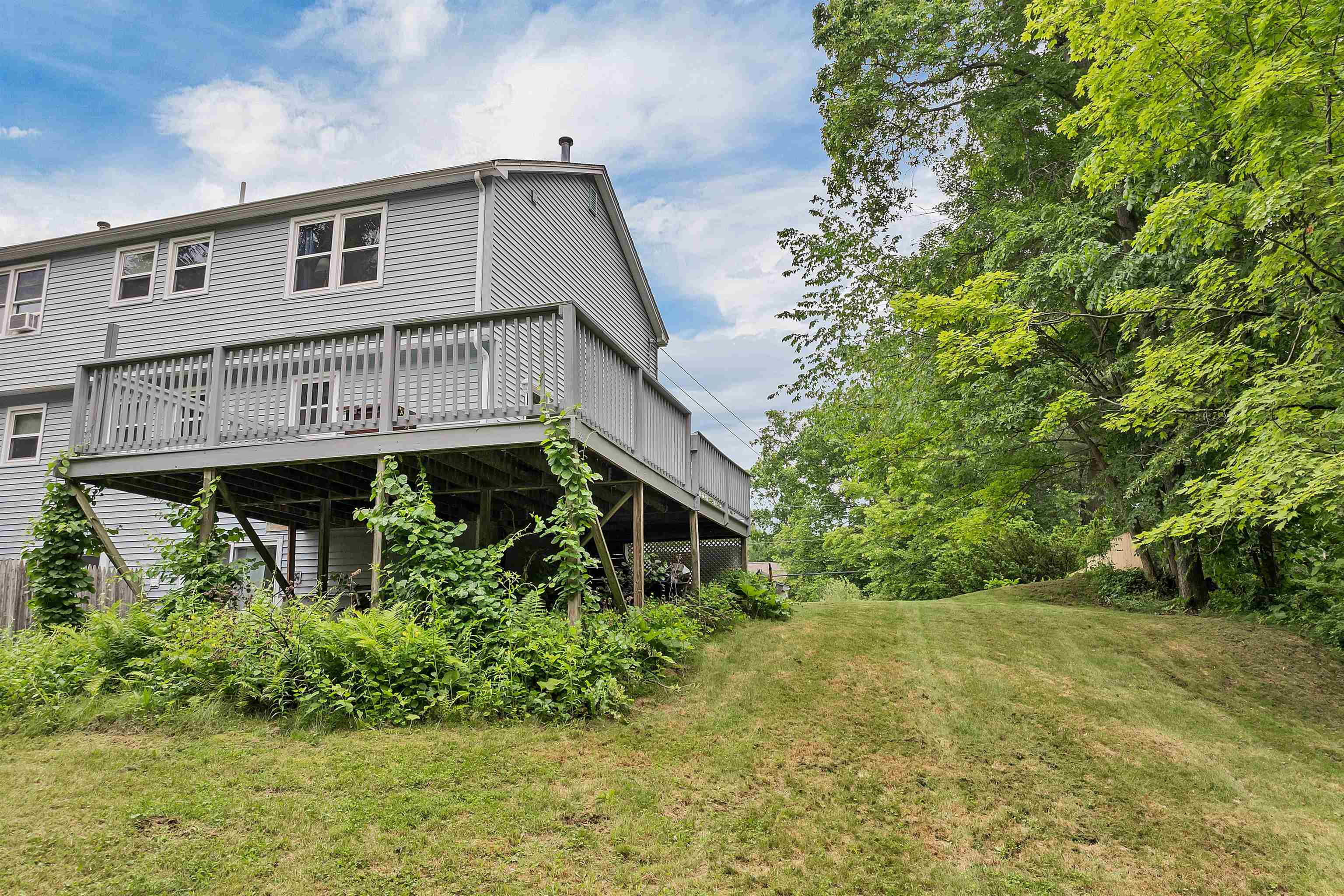 44 A Windham Road Hudson, NH 03051 - Photo 4 of 60
