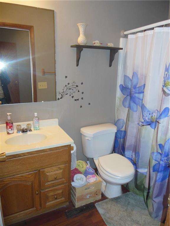 187 Beale Road Sarver, PA 16055 - Photo 10 of 23 Master bath