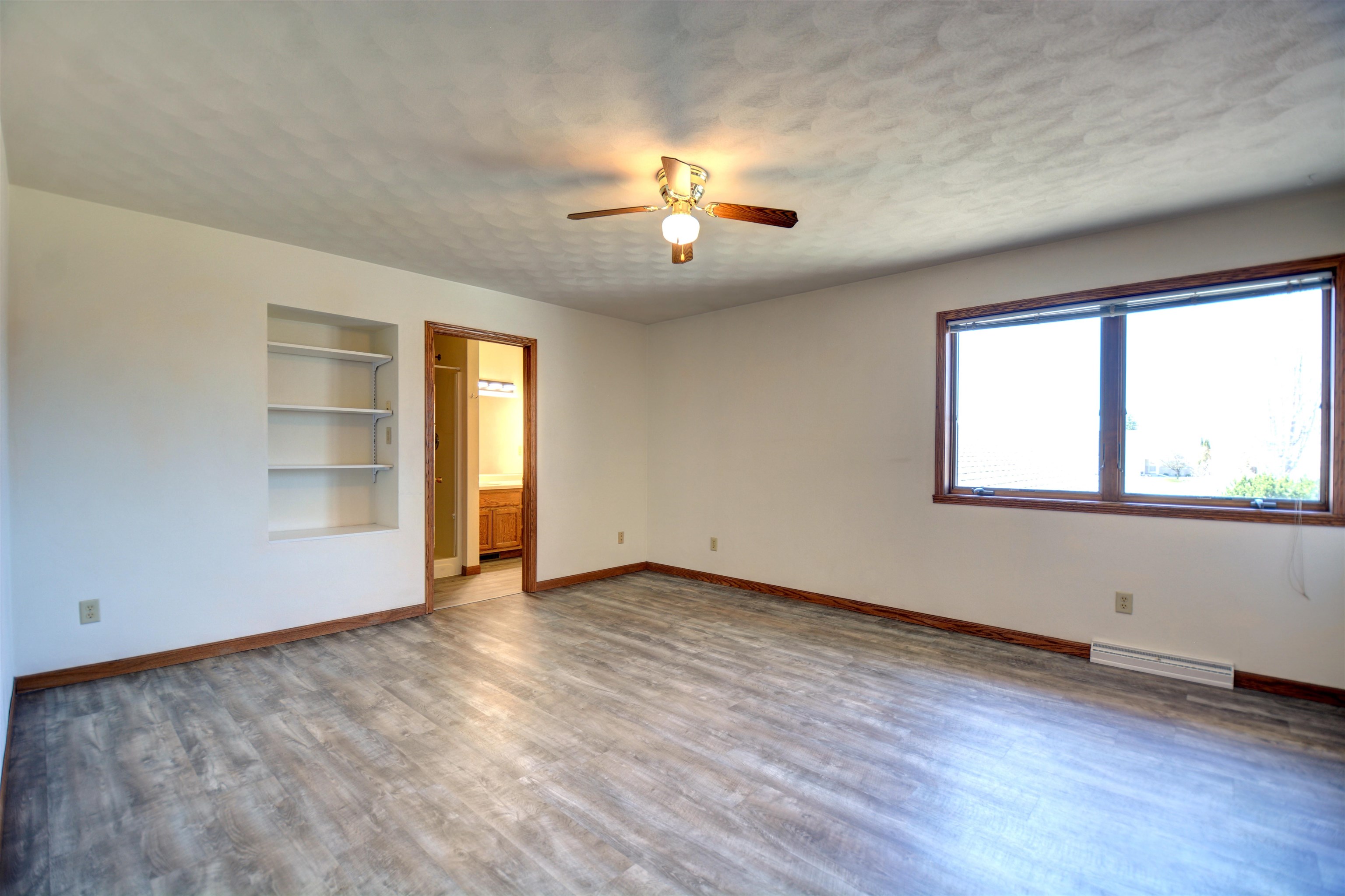 N280 Eastowne Lane Appleton, WI 54915 - Photo 18 of 27