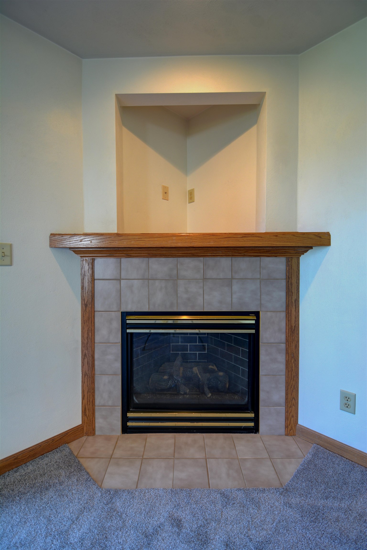 N280 Eastowne Lane Appleton, WI 54915 - Photo 9 of 27