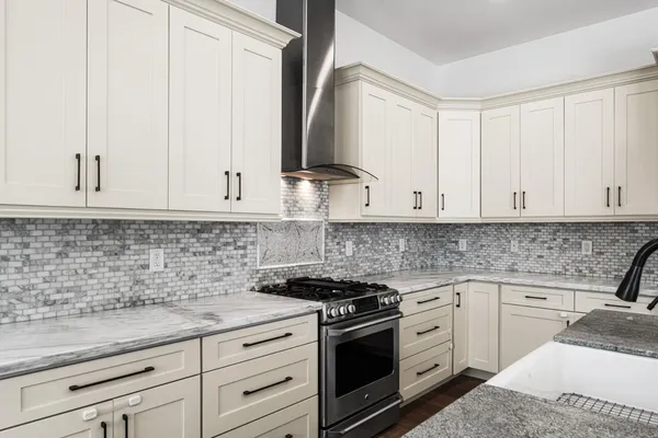 $5,200 | 4145 East Campbell Avenue, Phoenix, AZ 85018