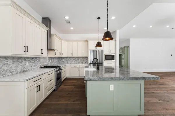 $5,200 | 4145 East Campbell Avenue, Phoenix, AZ 85018