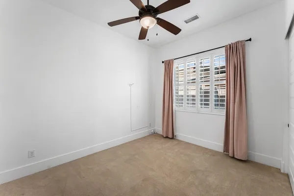 $5,200 | 4145 East Campbell Avenue, Phoenix, AZ 85018