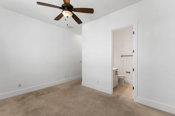 $5,200 | 4145 East Campbell Avenue, Phoenix, AZ 85018