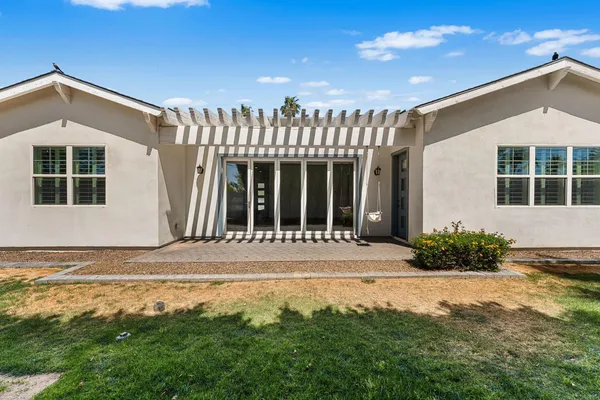 $5,200 | 4145 East Campbell Avenue, Phoenix, AZ 85018