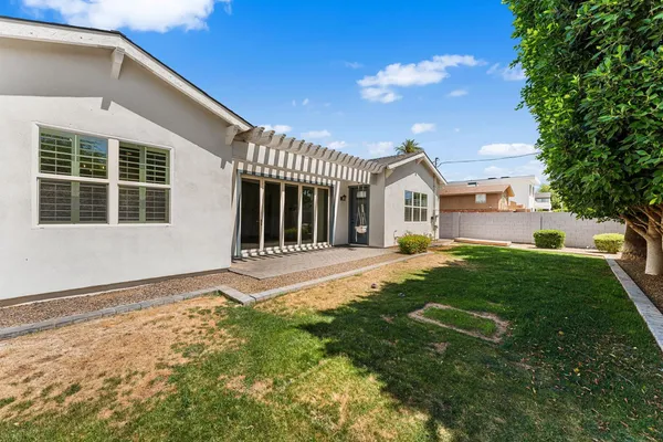 $5,200 | 4145 East Campbell Avenue, Phoenix, AZ 85018