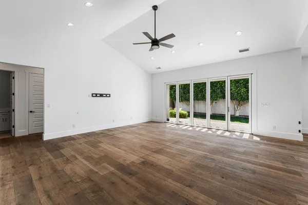 $5,200 | 4145 East Campbell Avenue, Phoenix, AZ 85018