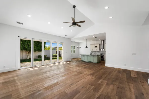 $5,200 | 4145 East Campbell Avenue, Phoenix, AZ 85018