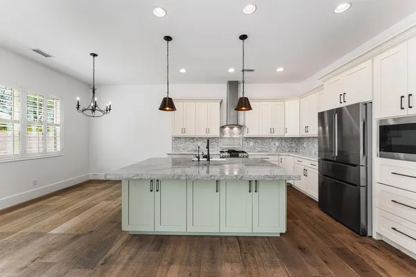 $5,200 | 4145 East Campbell Avenue, Phoenix, AZ 85018