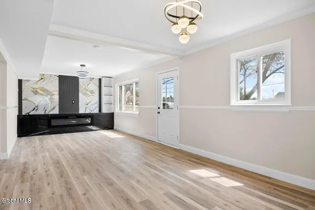 $2,500 | 789 Troy Schenectady Road, Colonie, NY 12110