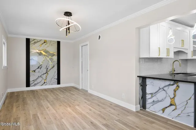 $2,500 | 789 Troy Schenectady Road, Colonie, NY 12110