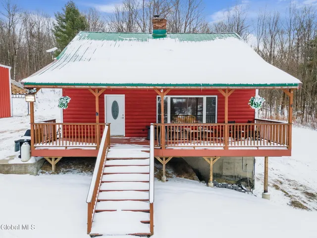 $359,000 | 190 Wes Brown Road, Cherry Valley, NY 13320
