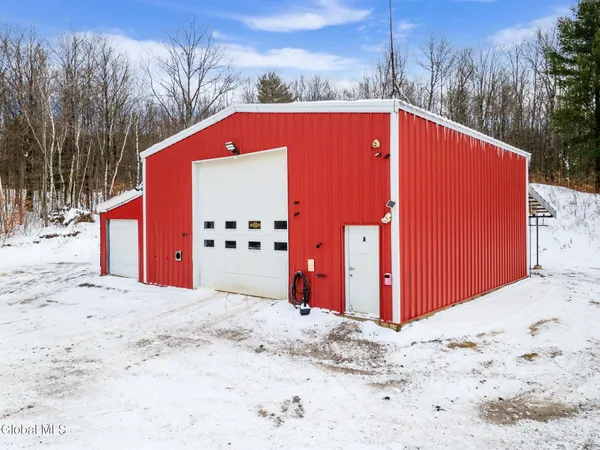 $359,000 | 190 Wes Brown Road, Cherry Valley, NY 13320