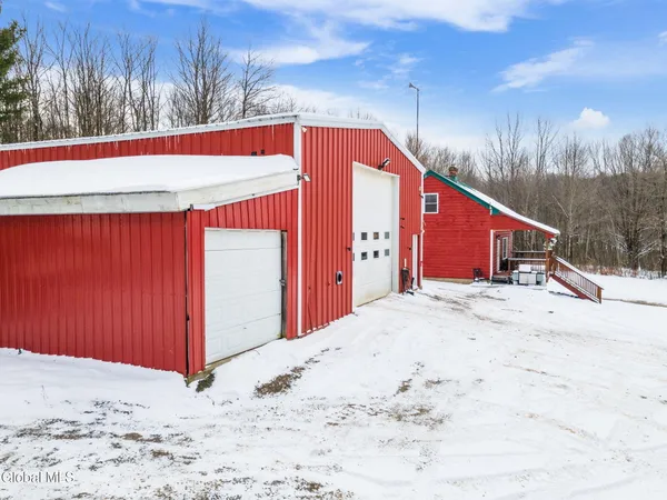$359,000 | 190 Wes Brown Road, Cherry Valley, NY 13320