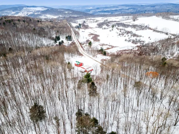 $359,000 | 190 Wes Brown Road, Cherry Valley, NY 13320