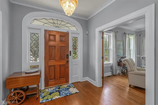 a view of livingroom with furniture and wooden floor