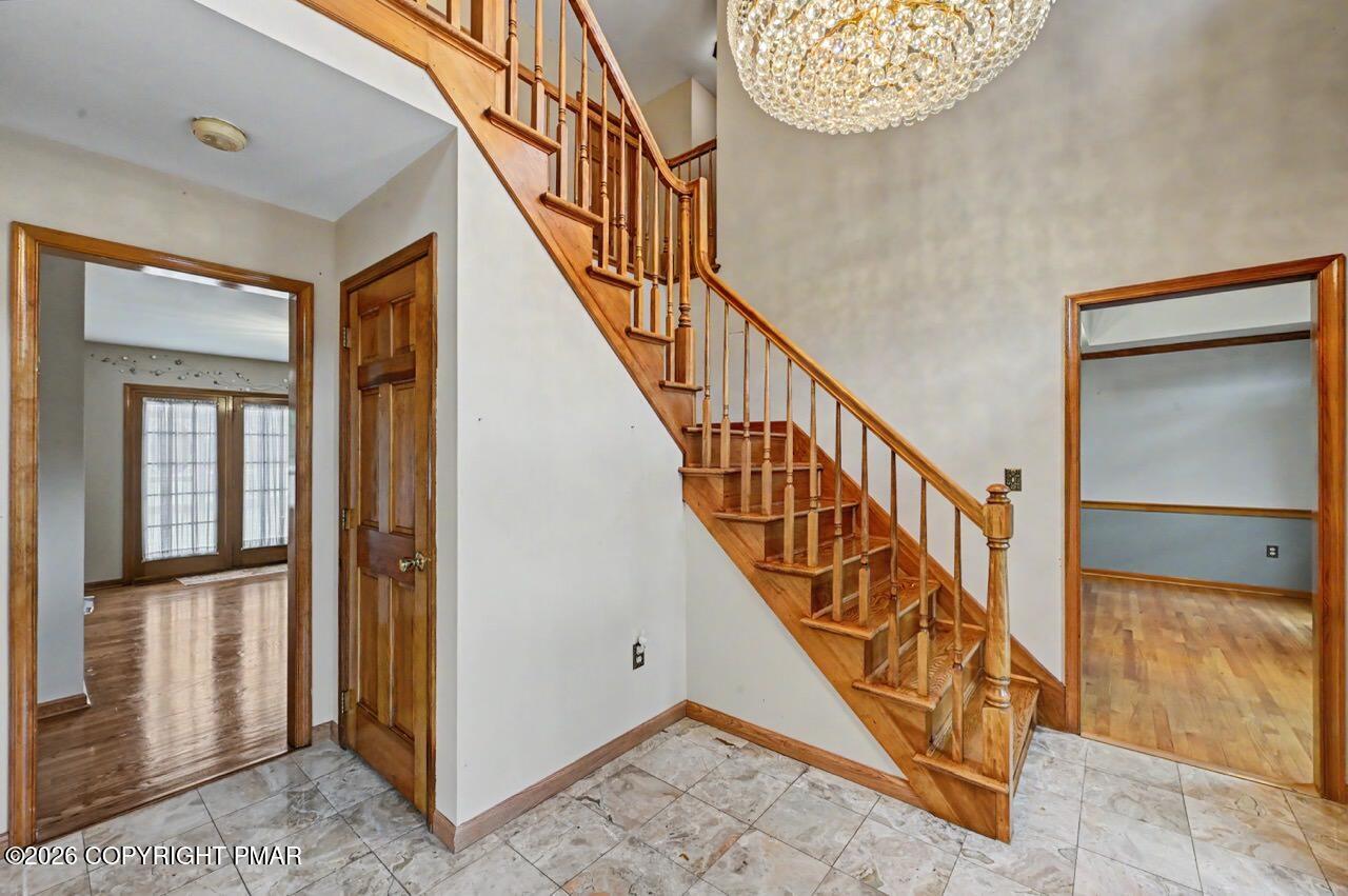 2134 Fox Run Road Stroudsburg, PA 18360 - Photo 20 of 110 2134 Fox Run photo 19