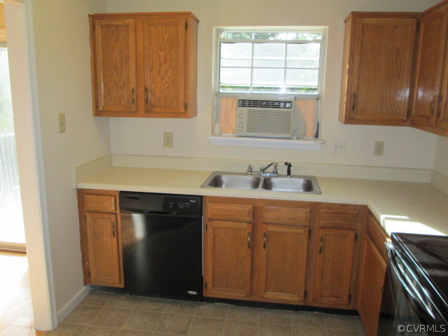4227 Montclair Road Richmond, VA 23223 - Photo 21 of 24 Gallery Image 21