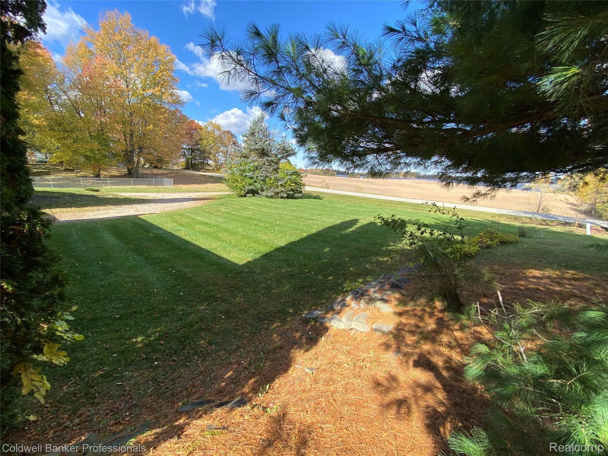 155 Turrill Road Lapeer, MI 48446 - Photo 21 of 21 D41F37D9-DE2B-4319-93C5-A06569AFC242.jpeg