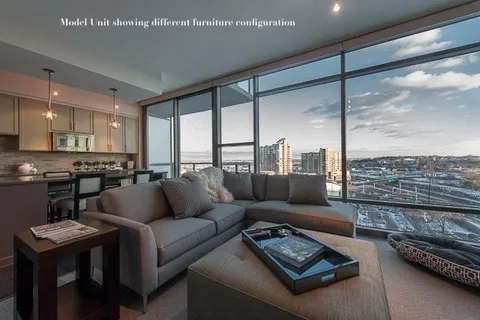 $572,000 | 1212 Laurel Street, Unit 2009S, Nashville, TN 37203