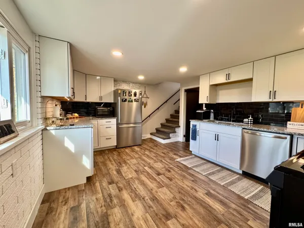 $194,000 | 119 Penny Lane, Macomb, IL 61455