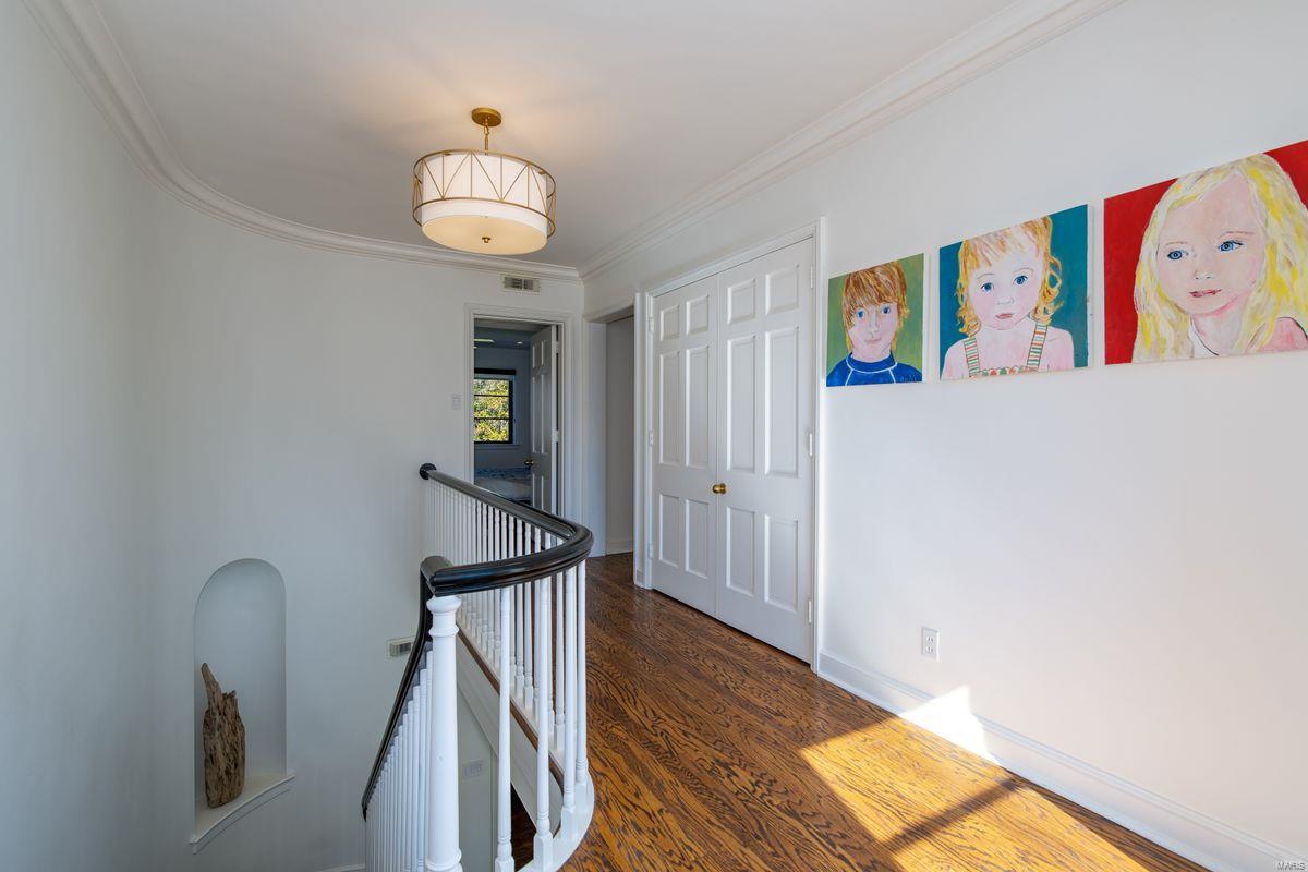 9239 Ladue Road St. Louis, MO 63124 - Photo 17 of 28