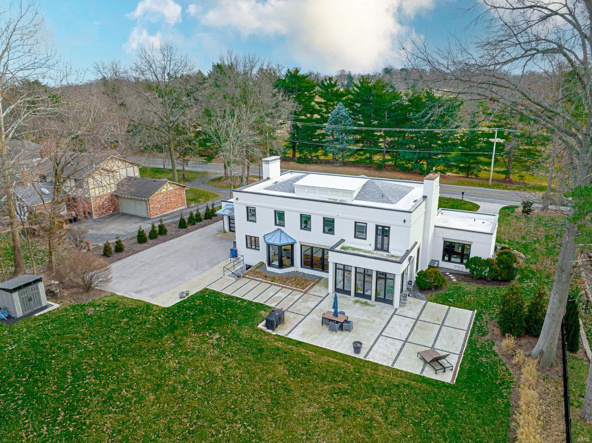 9239 Ladue Road St. Louis, MO 63124 - Photo 25 of 28