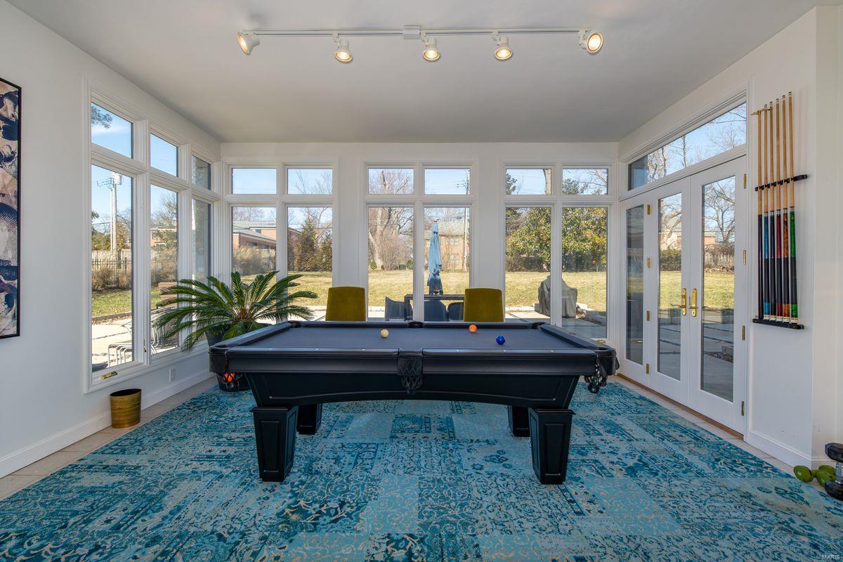 9239 Ladue Road St. Louis, MO 63124 - Photo 7 of 28