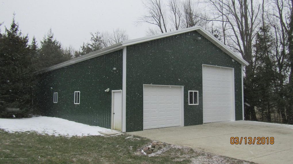 770 North Ainger Road Charlotte, MI 48813 - Photo 4 of 5 1847030-3.JPG
