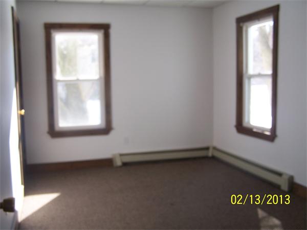 36 Main Street Sutton, MA 01590 - Photo 5 of 9 Gallery Image 5