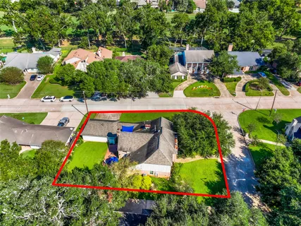 $420,000 | 2902 Blue Lakes Lane, Missouri City, TX 77459