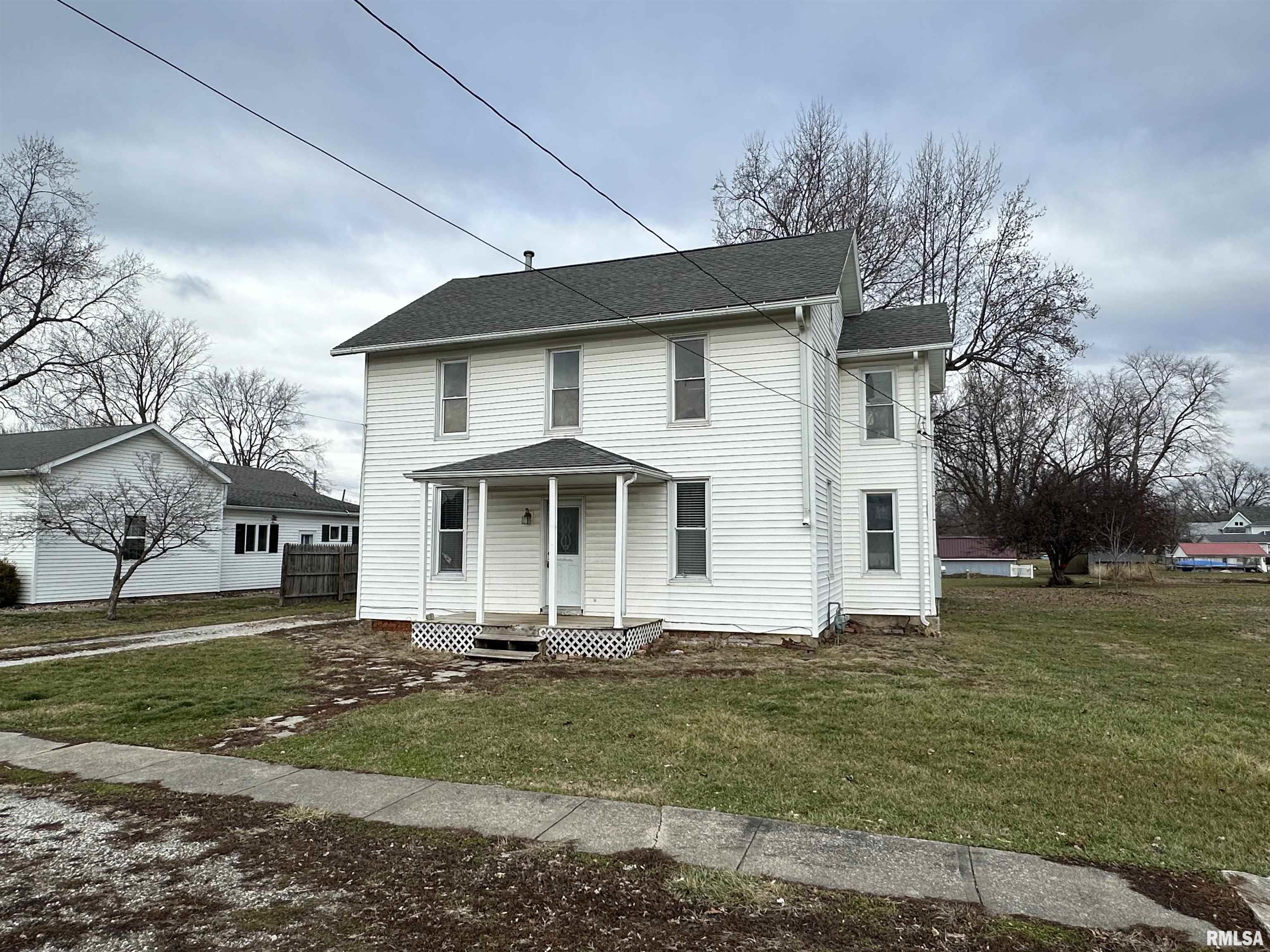 104 School Street Camp Point, IL 62320 - Photo 2 of 30